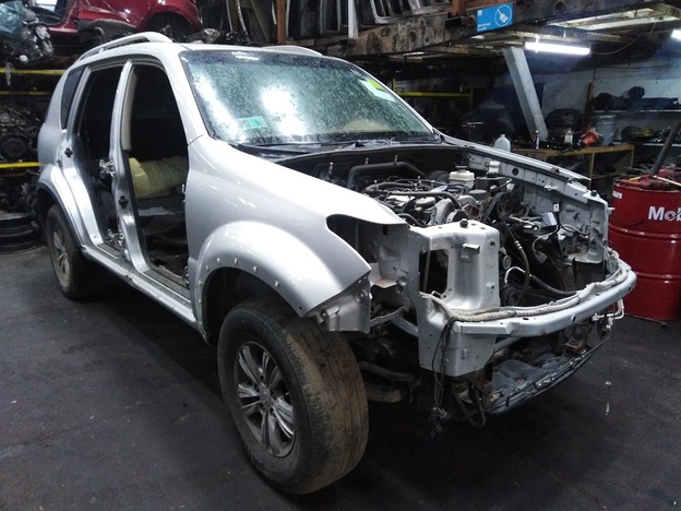 Radiador Ssangyong REXTON  USADO